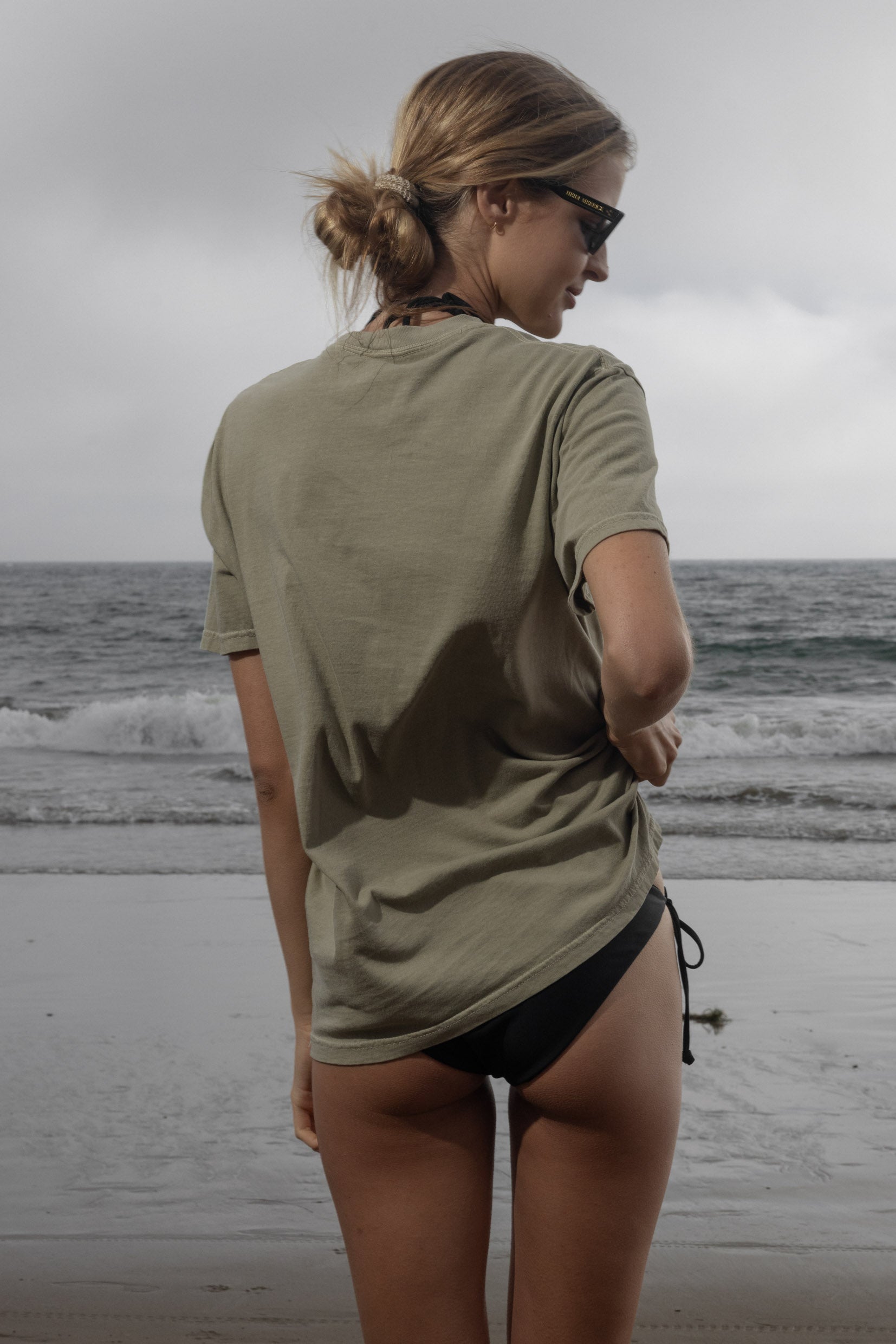 SRF Guy Tee - Dusty Sand - Heidi Merrick