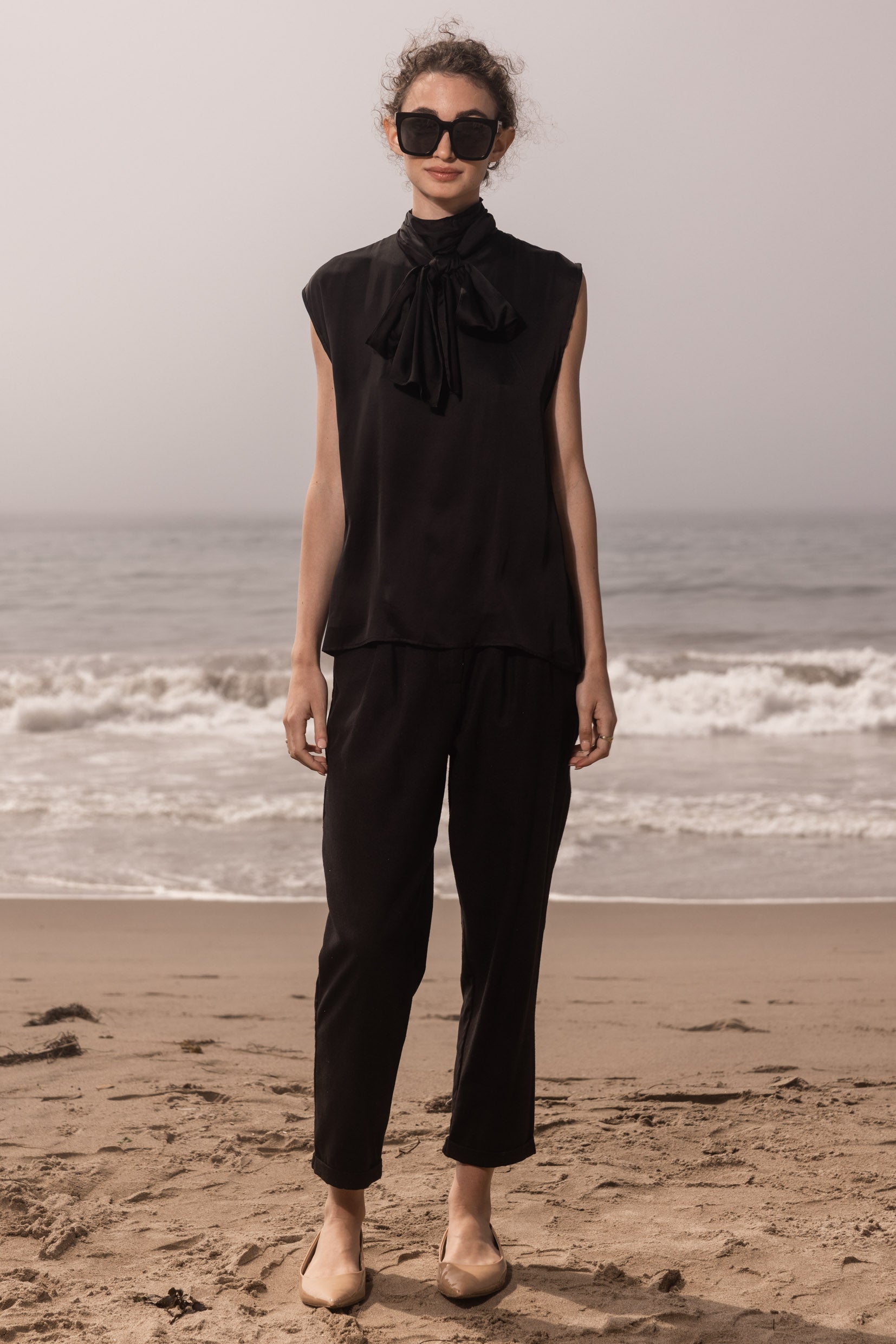 margo top and kaolin trouser black