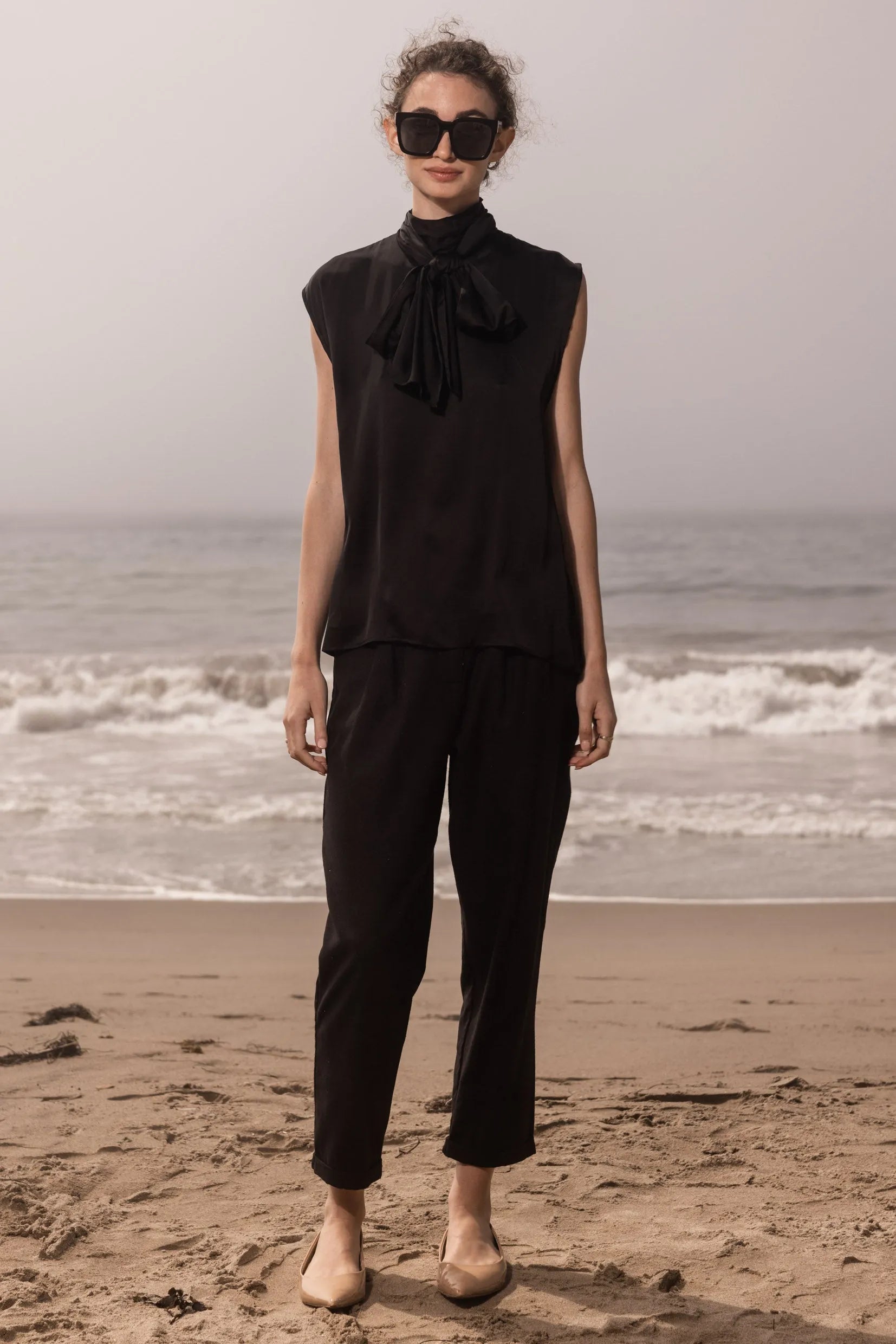 margo top and kaolin trouser black