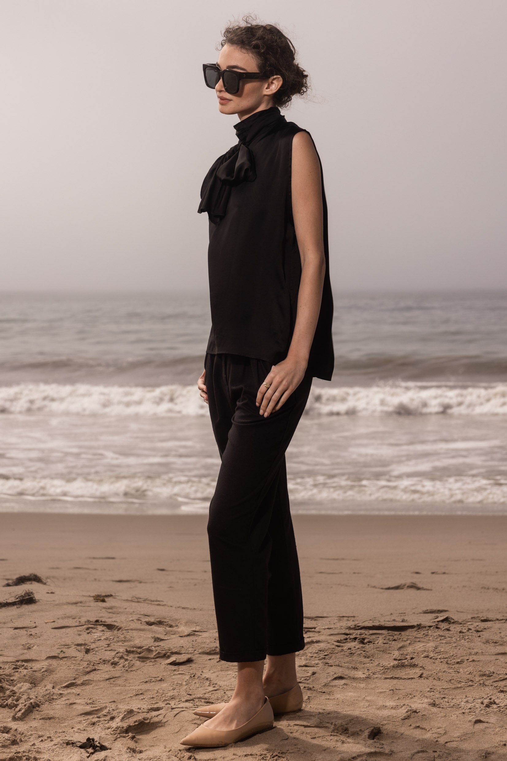 margo top and kaolin trouser black