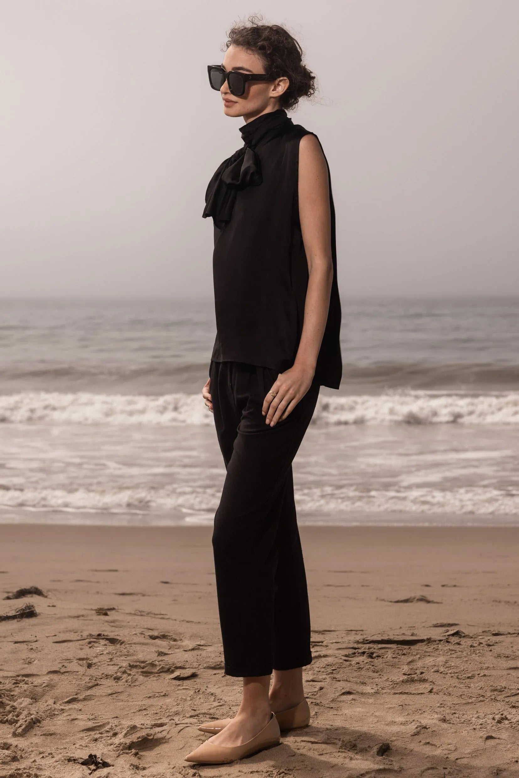 margo top and kaolin trouser black
