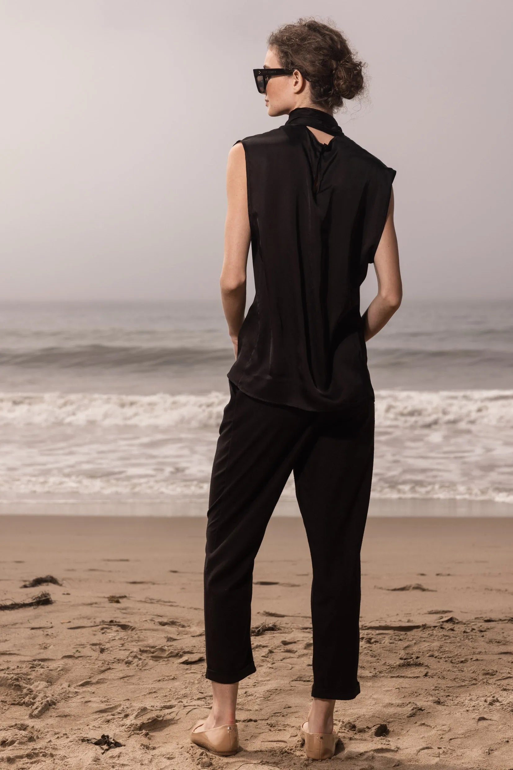 margo top and kaolin trouser black