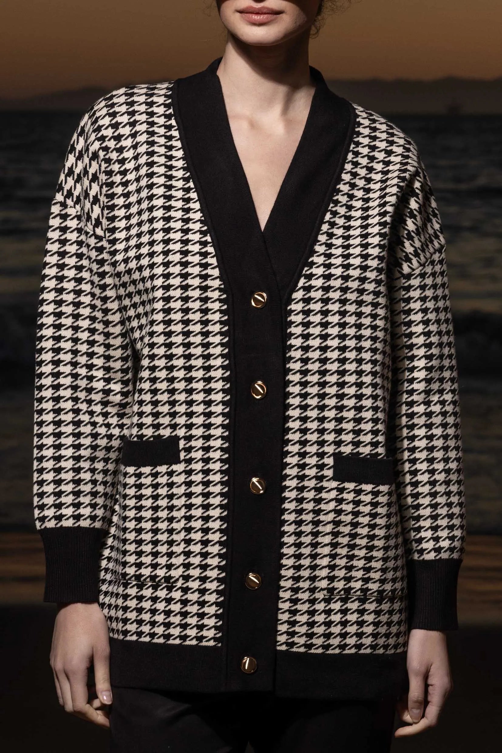 Fanny Cardigan - Ivory Houndstooth – Heidi Merrick