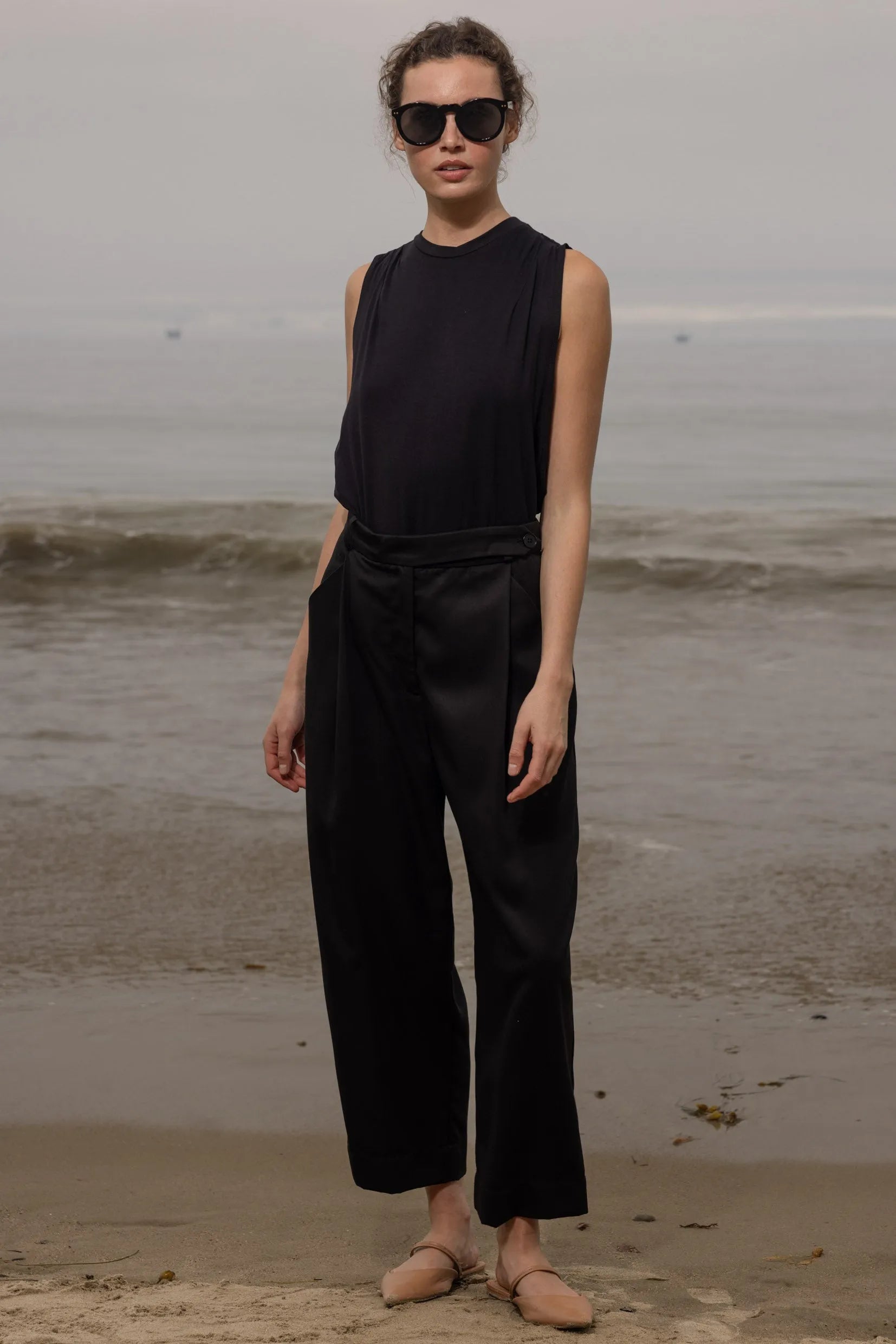 Expat Tank - Black - Heidi Merrick