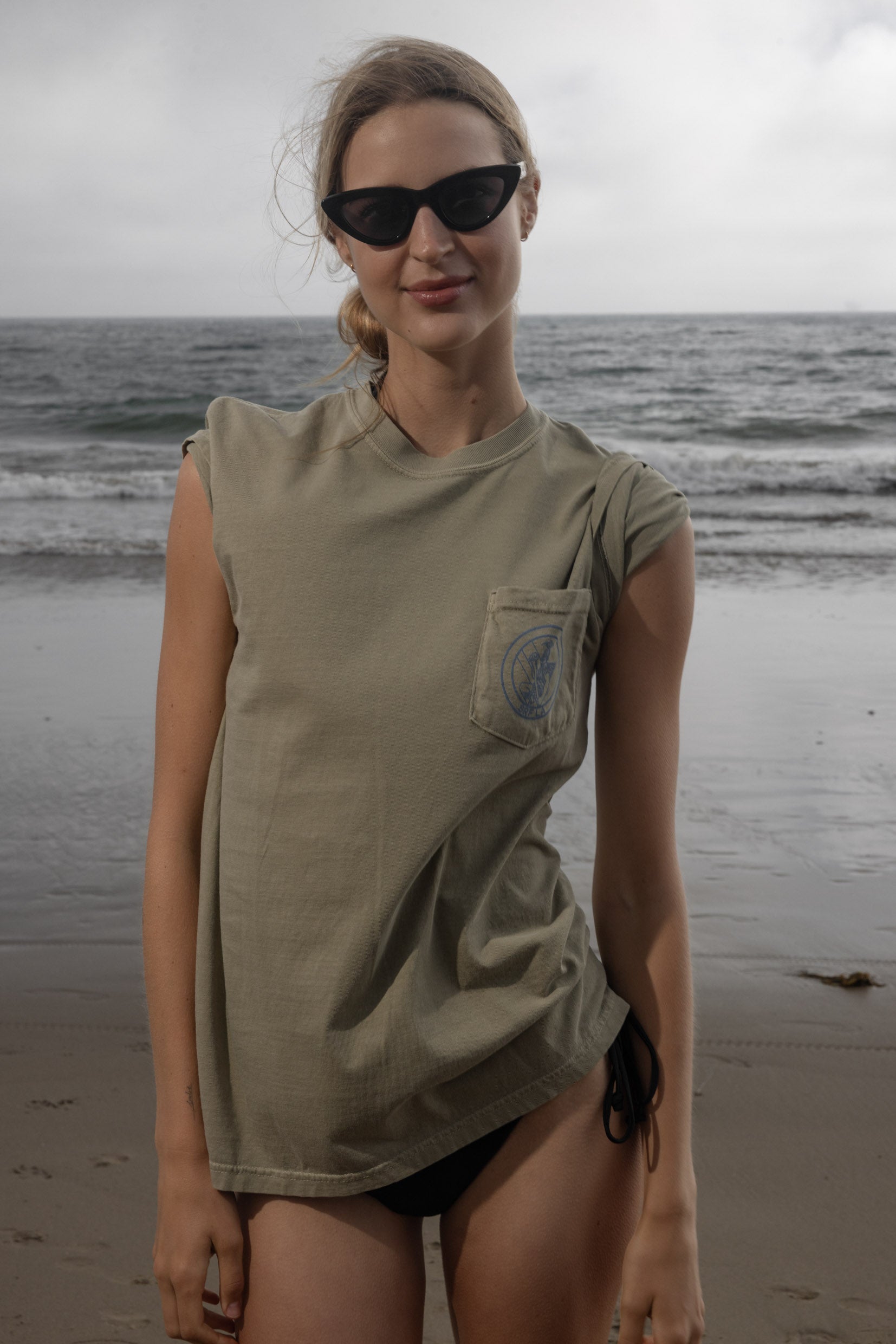 SRF Guy Tee - Dusty Sand - Heidi Merrick