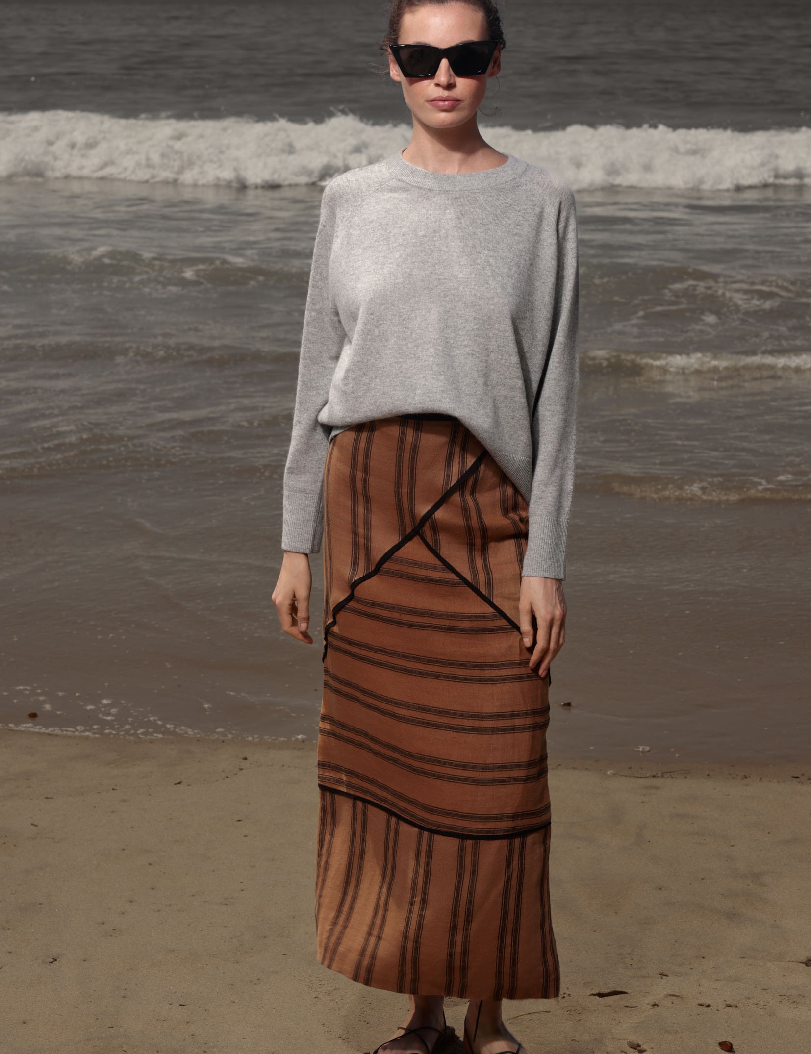 Daily Sweater - Heather Grey