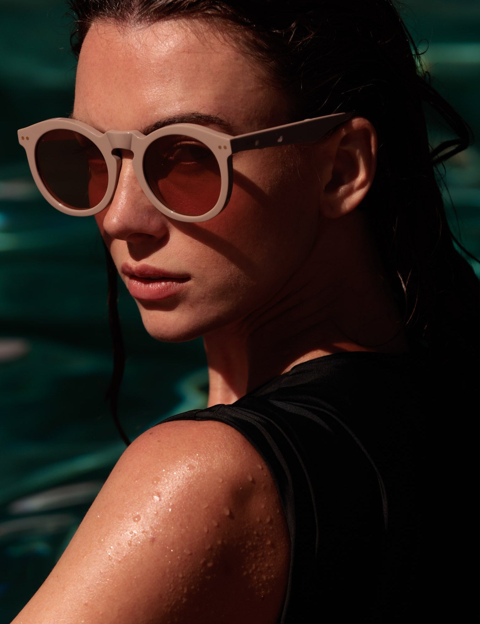 Ex-Pat Frame - Sable - Heidi Merrick