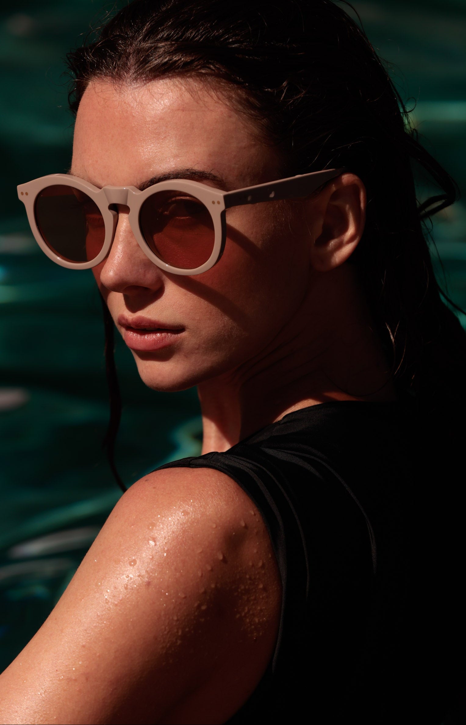 Ex-Pat Frame - Sable - Heidi Merrick