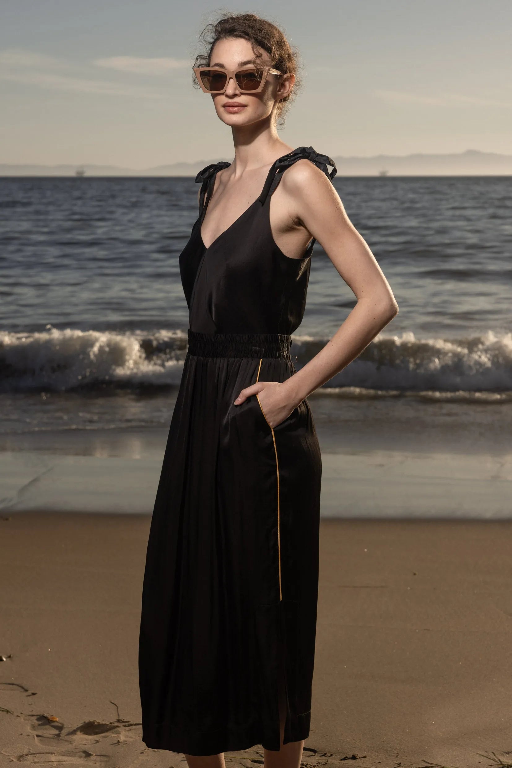 Caraco Top - Noir - Heidi Merrick