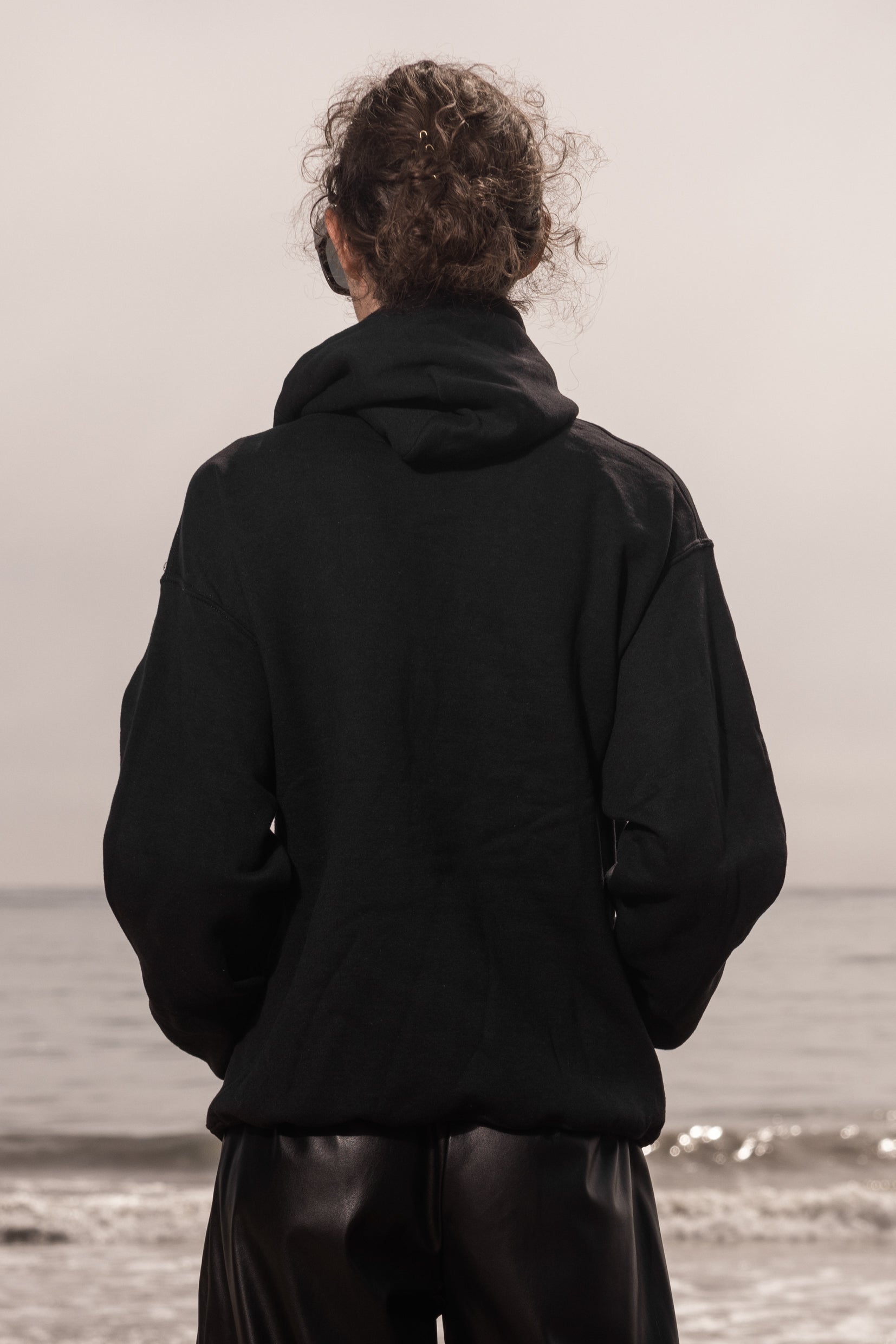 SRF LA CLASSIC HOODIE - BLACK | Heidi Merrick