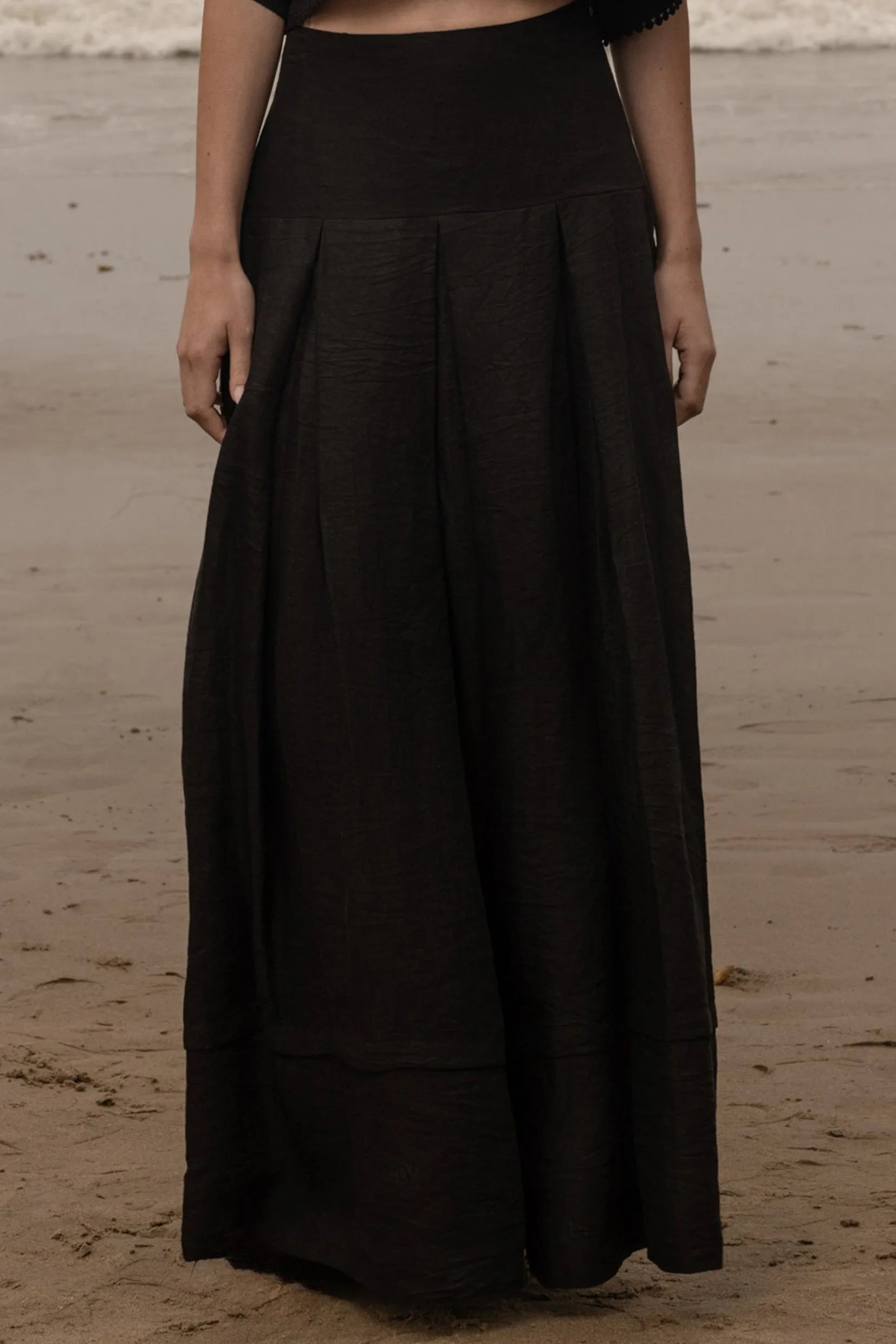 Marbella Skirt - Noir Tissue Linen - Heidi Merrick