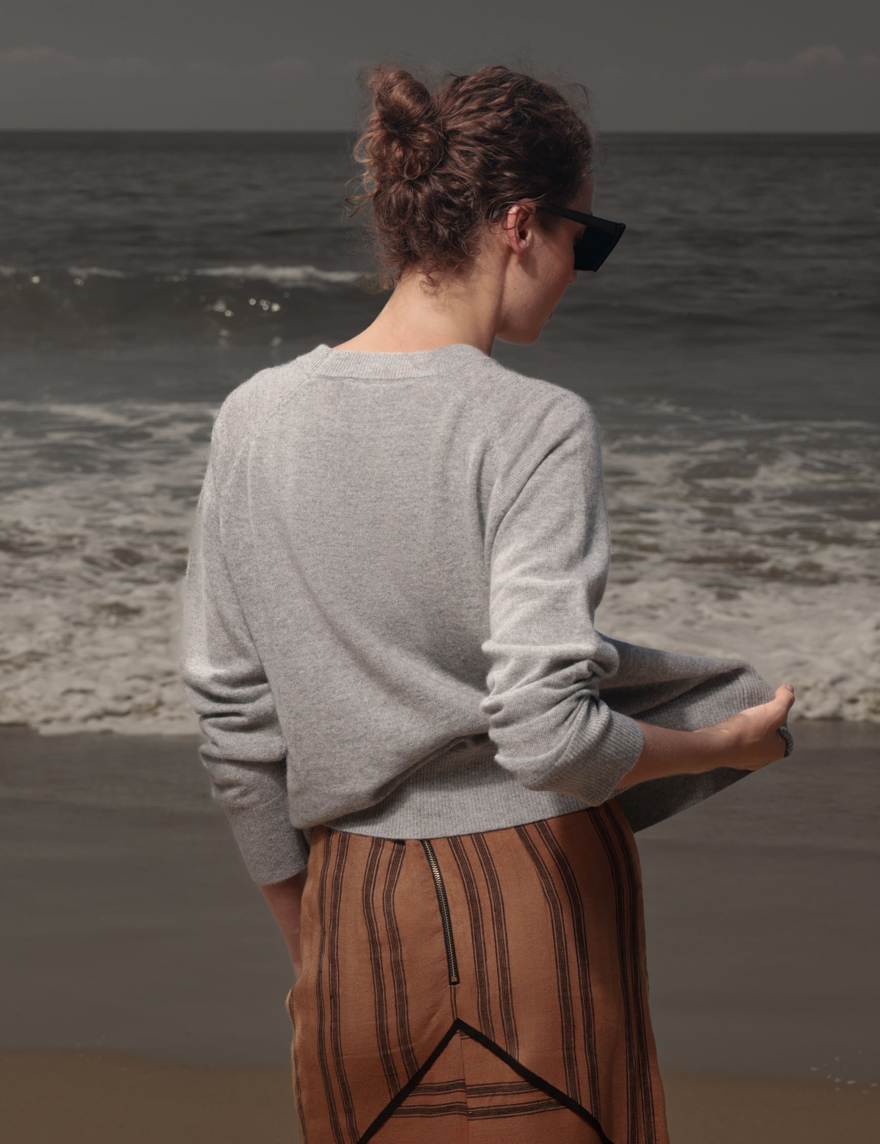 Daily Sweater - Heather Grey