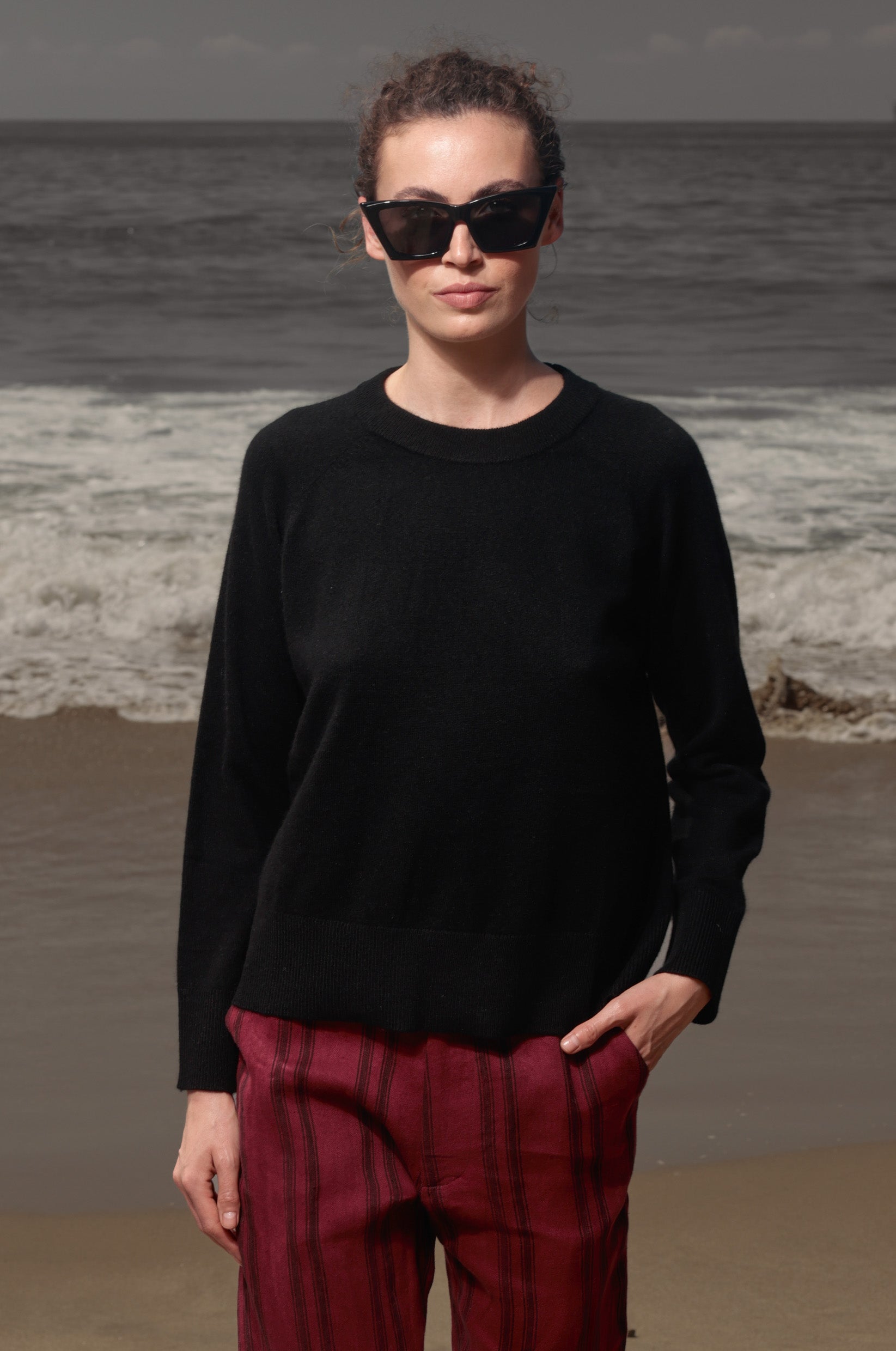 Daily Sweater - Noir - Heidi Merrick