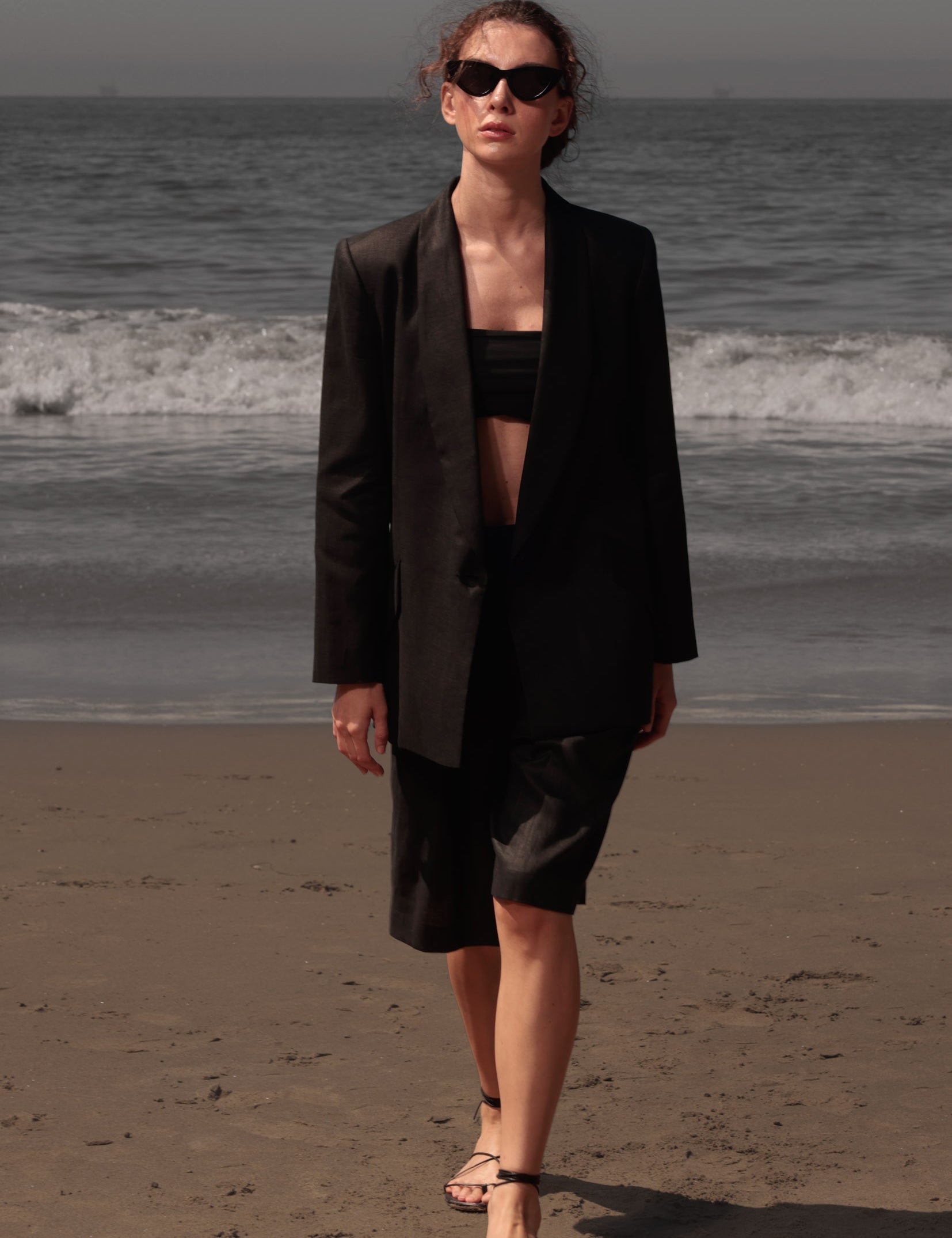 Rodeo Shorts - Black Linen