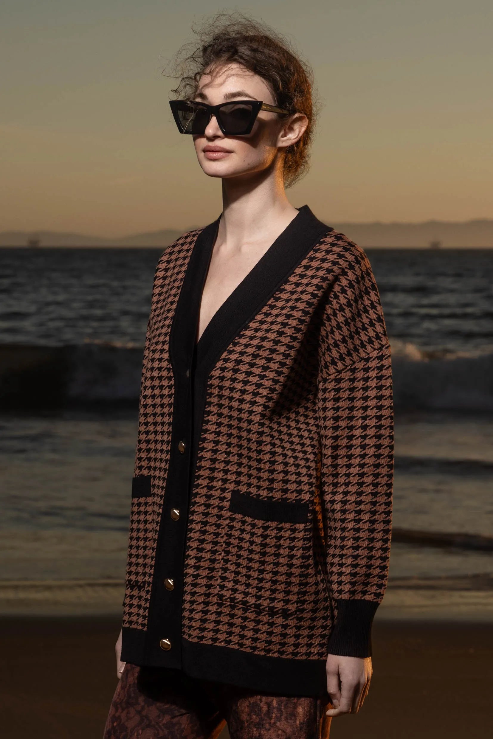 Fanny Cardigan - Chocolate Houndstooth – Heidi Merrick