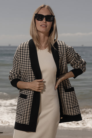 Fanny Cardigan - Ivory Houndstooth