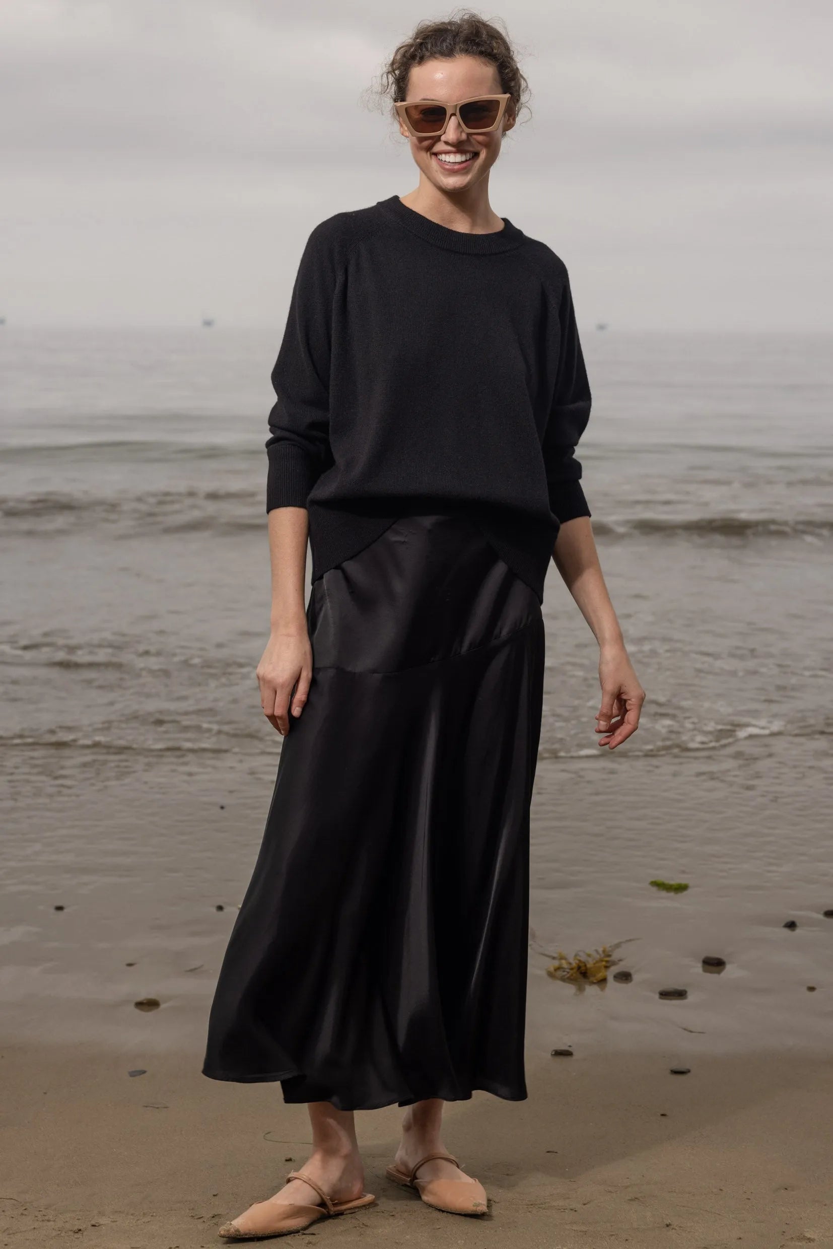 Daily Sweater - Noir - Heidi Merrick