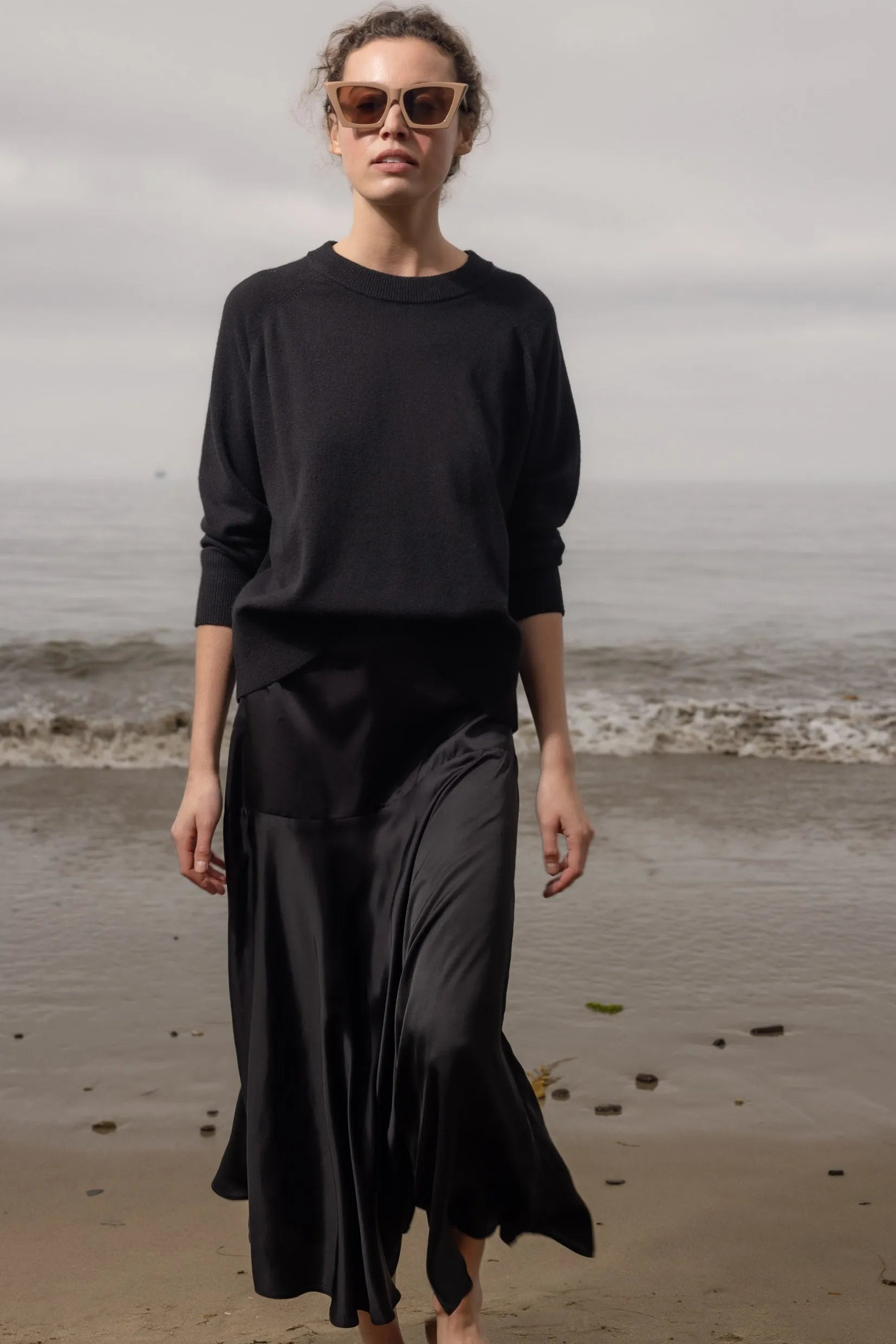 Daily Sweater - Noir - Heidi Merrick