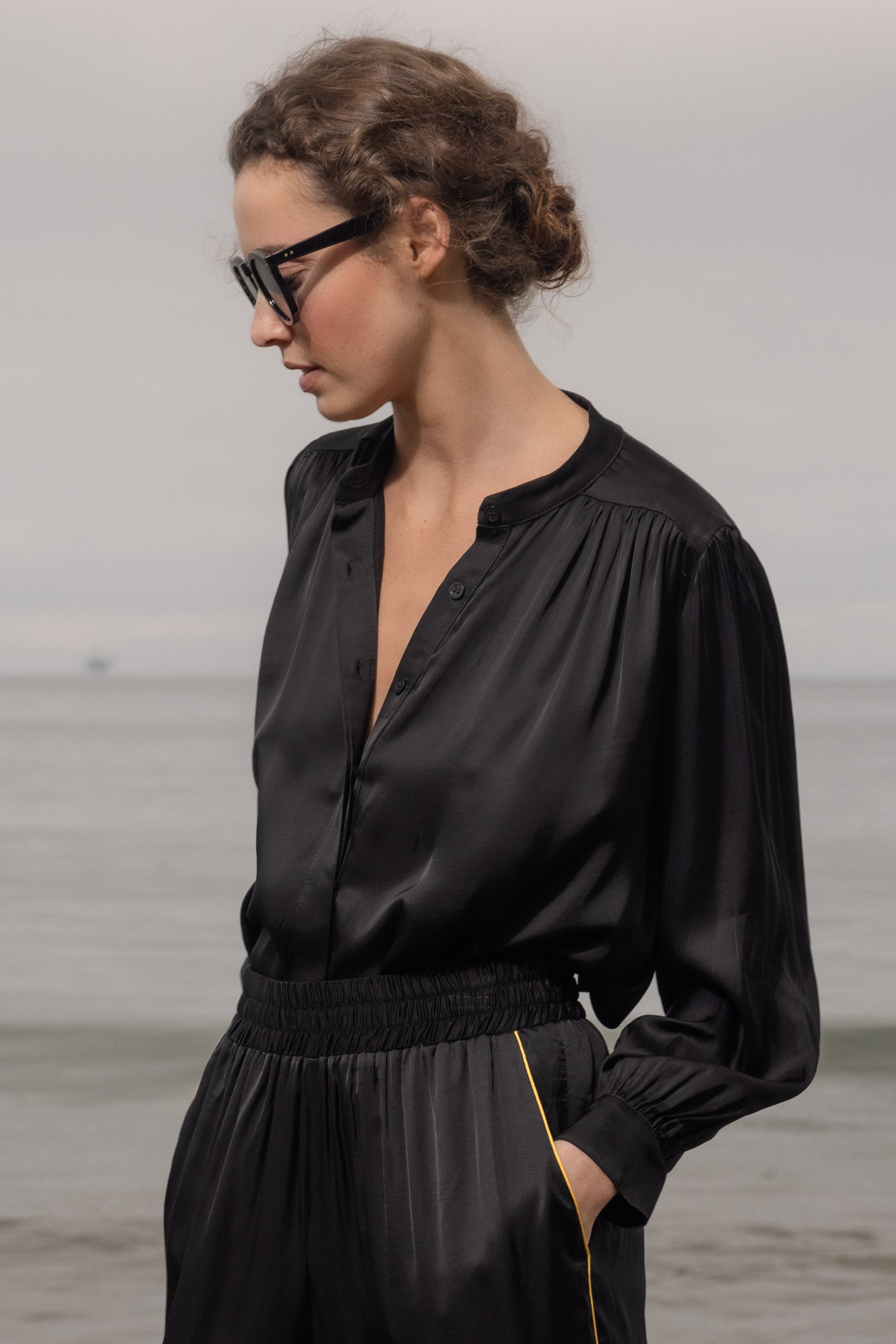 Farah Blouse - Noir - Heidi Merrick