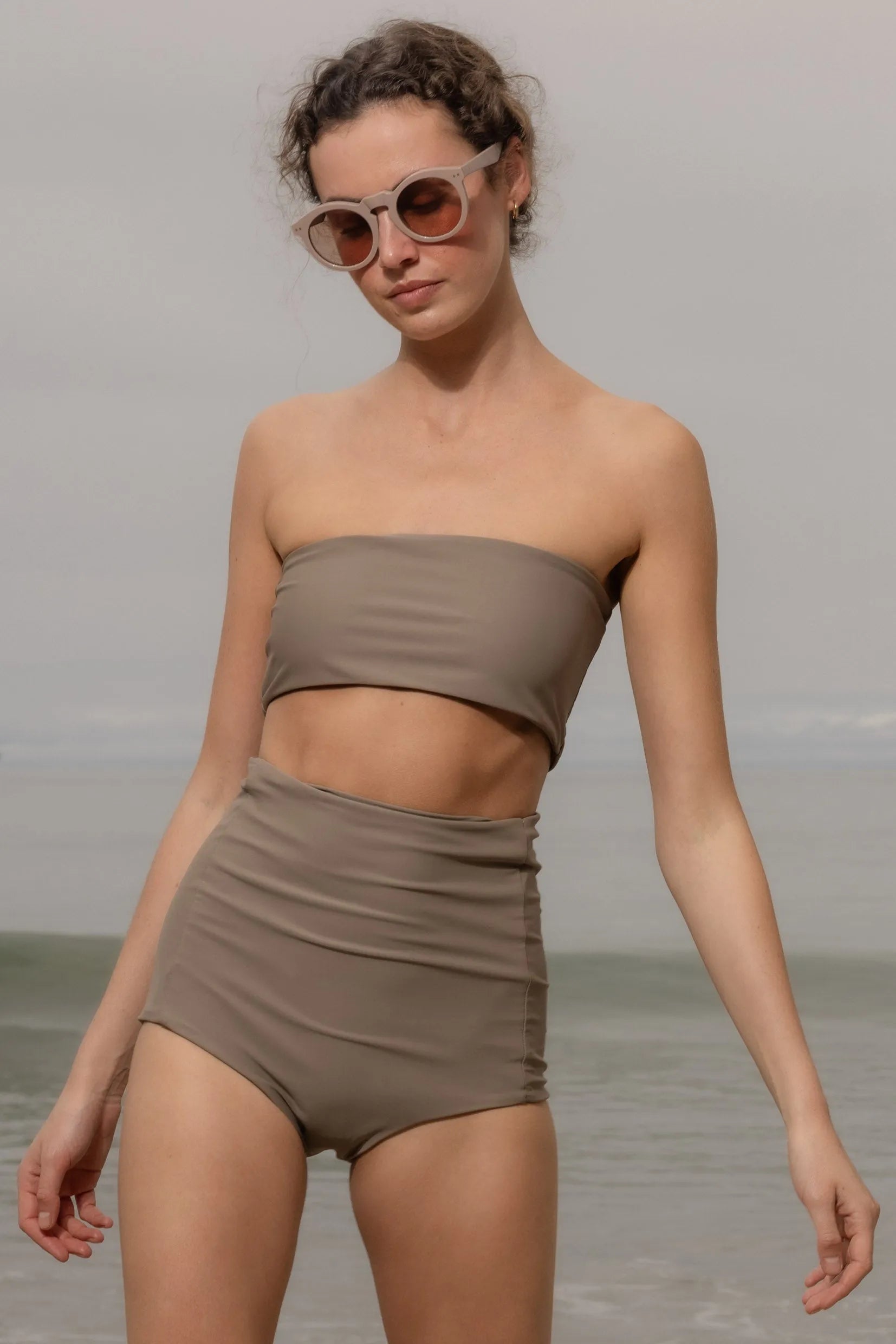 Vicent Bottom - Great White - Heidi Merrick