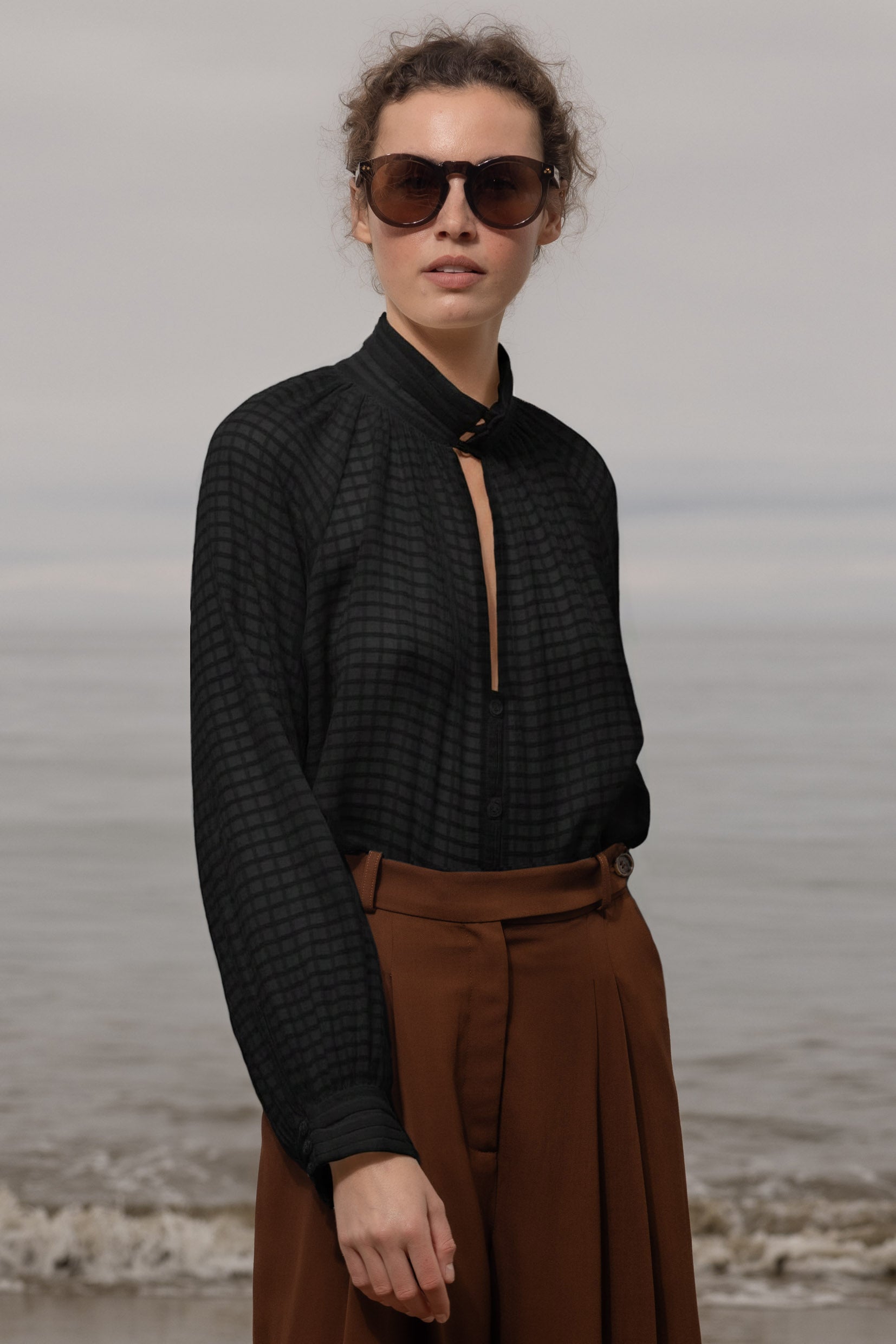 Stallion Top - Noir - Heidi Merrick