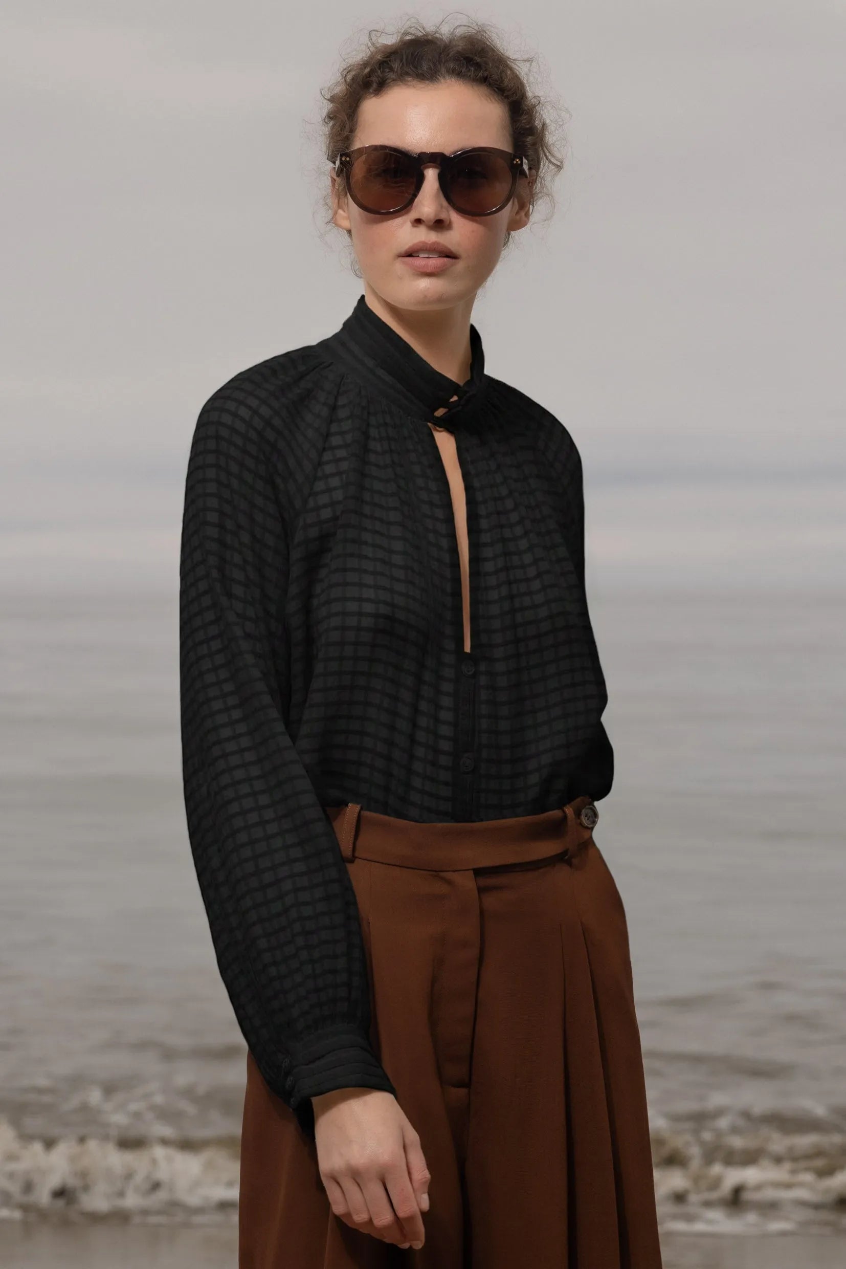 Stallion Top - Noir - Heidi Merrick