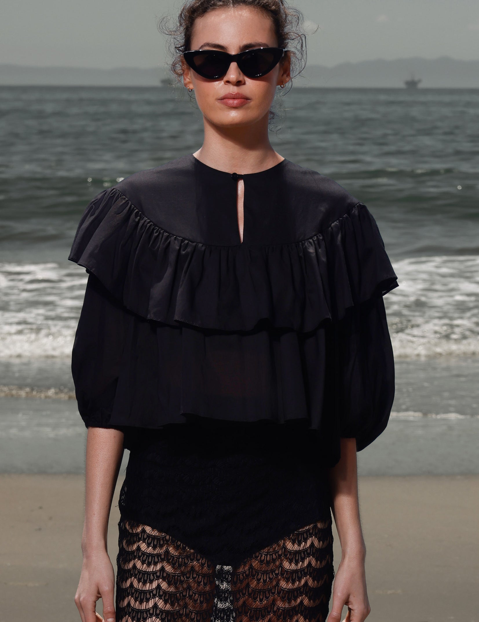 Moon Top - Noir - Heidi Merrick