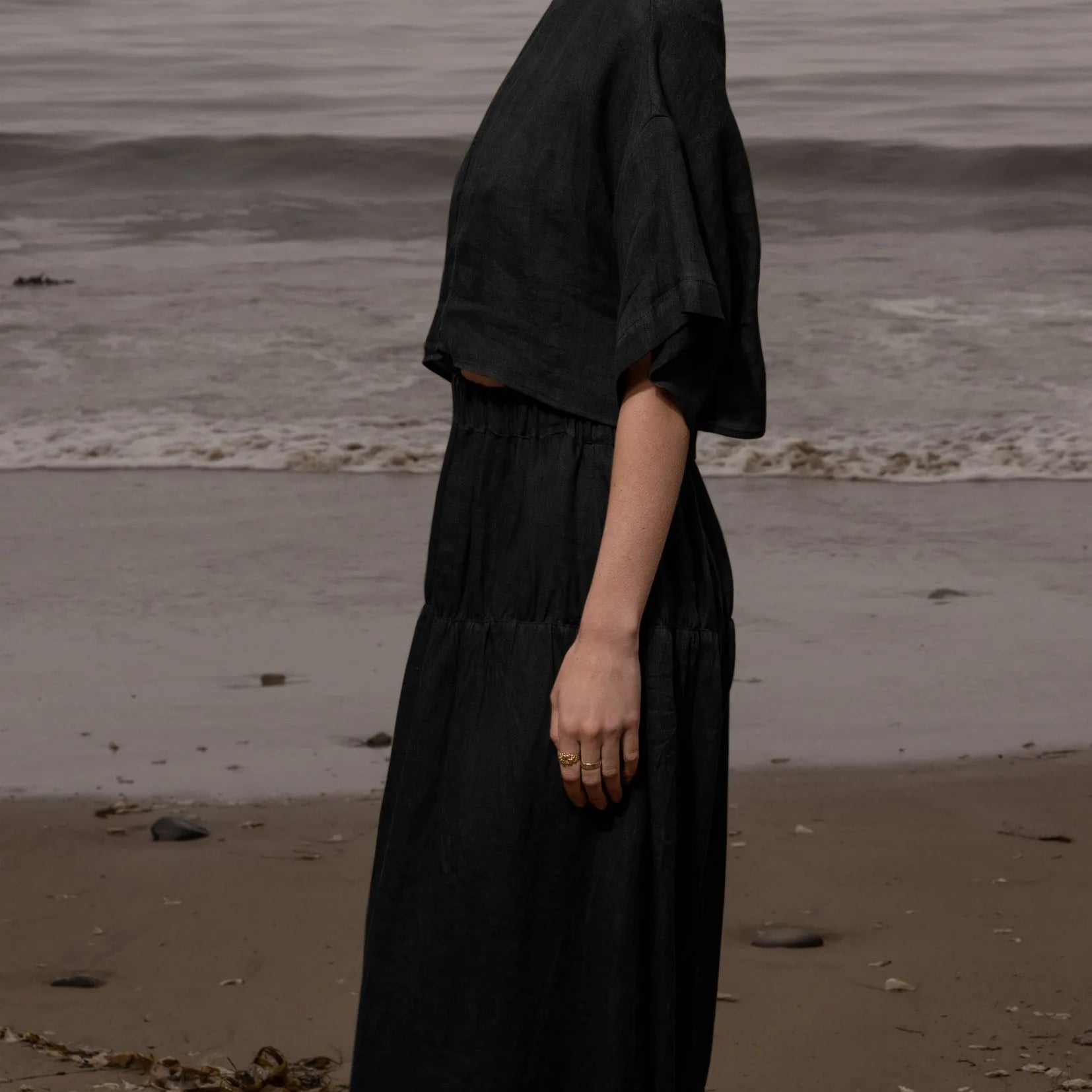 Enzo Skirt - Noir Tissue Linen - Heidi Merrick