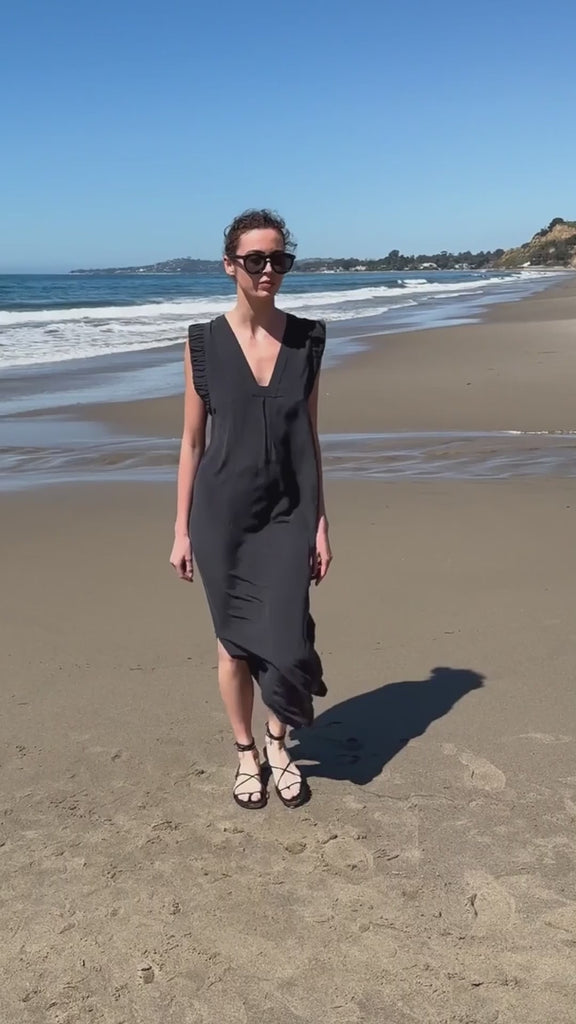 Prose Kaftan - Black Washed Silk - video - Heidi Merrick