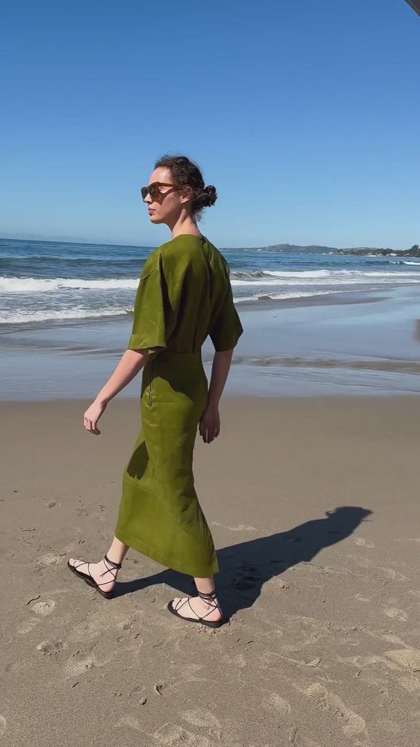 Fauna Dress - Frog Linen - video - Heidi Merrick