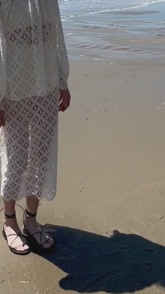 Tara Skirt - Clair de Lune Lace - video - Heidi Merrick