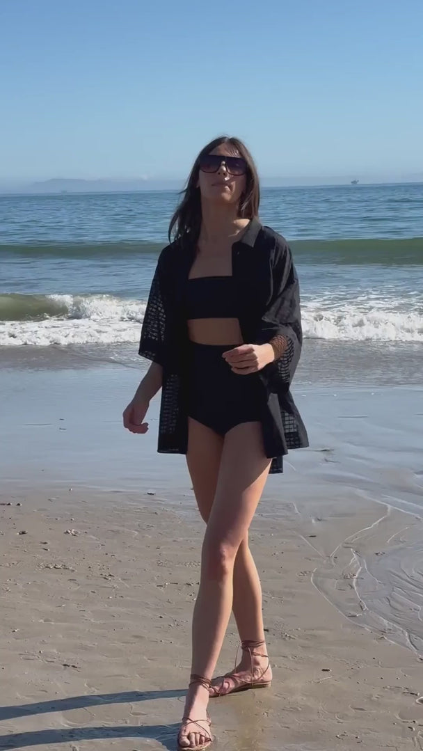 Aloha Shirt - Noir - video - Heidi Merrick