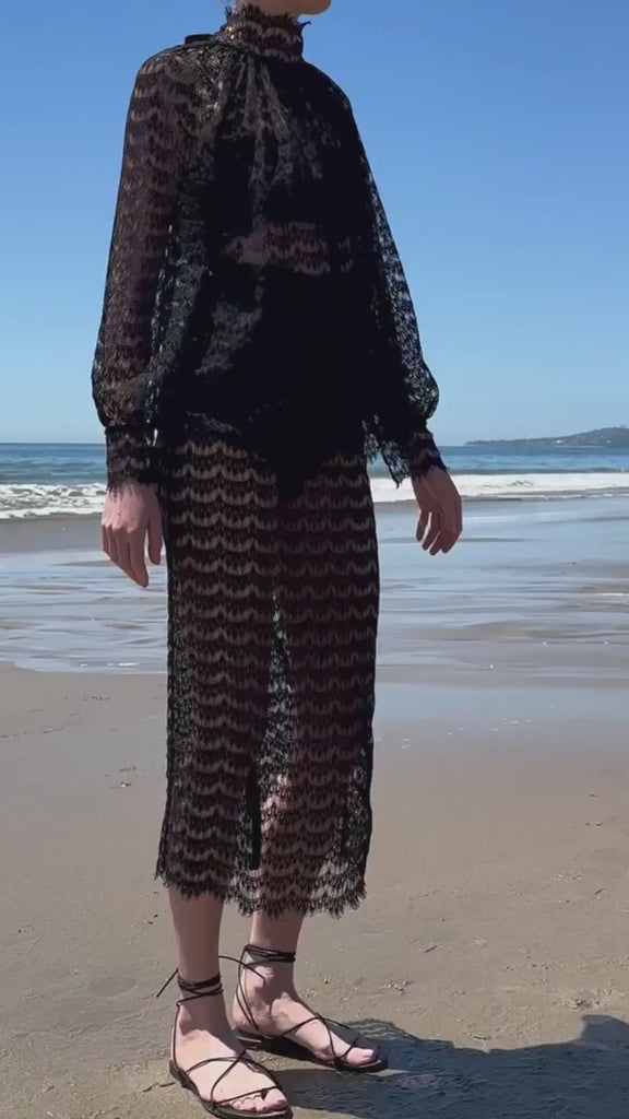 Tara Skirt - Eclipse Black Lace - video - Heidi Merrick