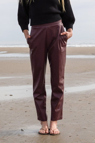 Image 3 of 8 - STRAIGHT PANT - BURGUNDY LEATHER 